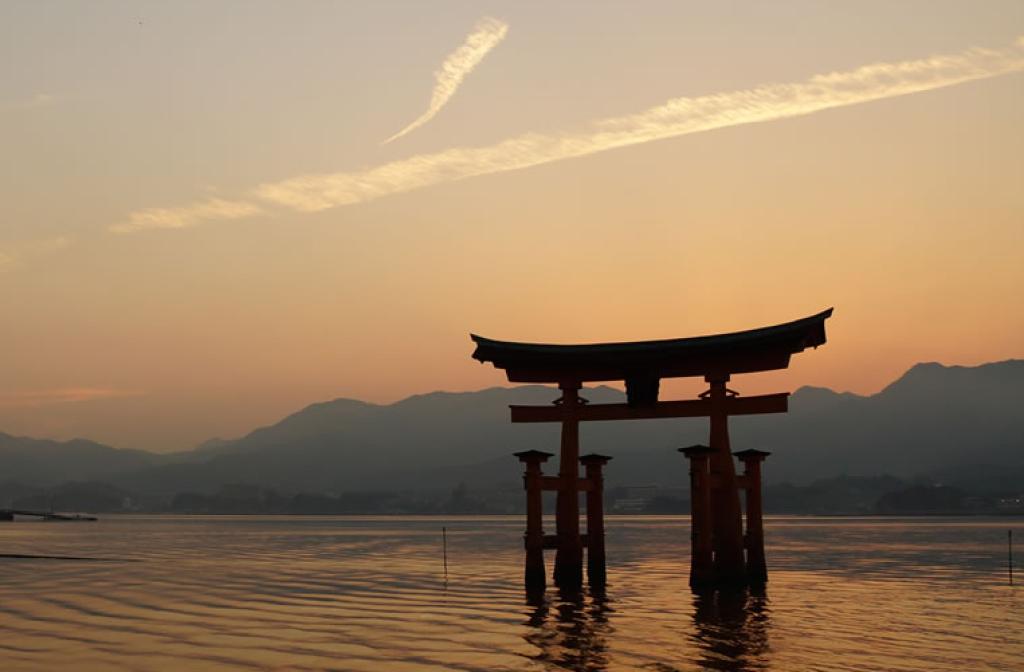 Itsukushima Shrine - Scenic (Info only)